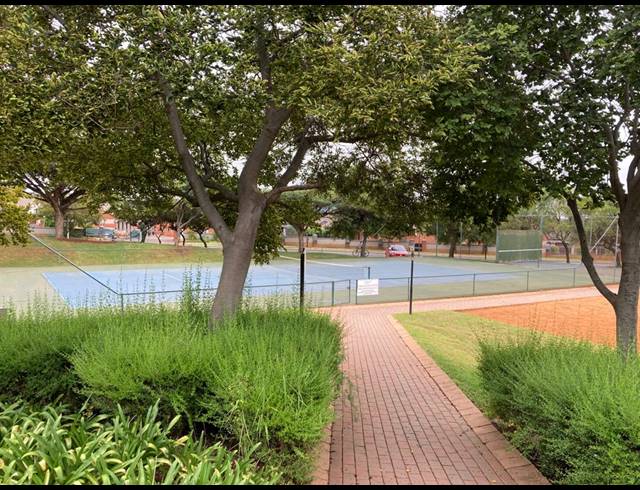 2 BEDROOM APARTMENT TO LET IN MOOIKLOOF RIDGE
